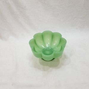 Vintage Fenton Flower Melon Jadeite/Jade Footed Bowl